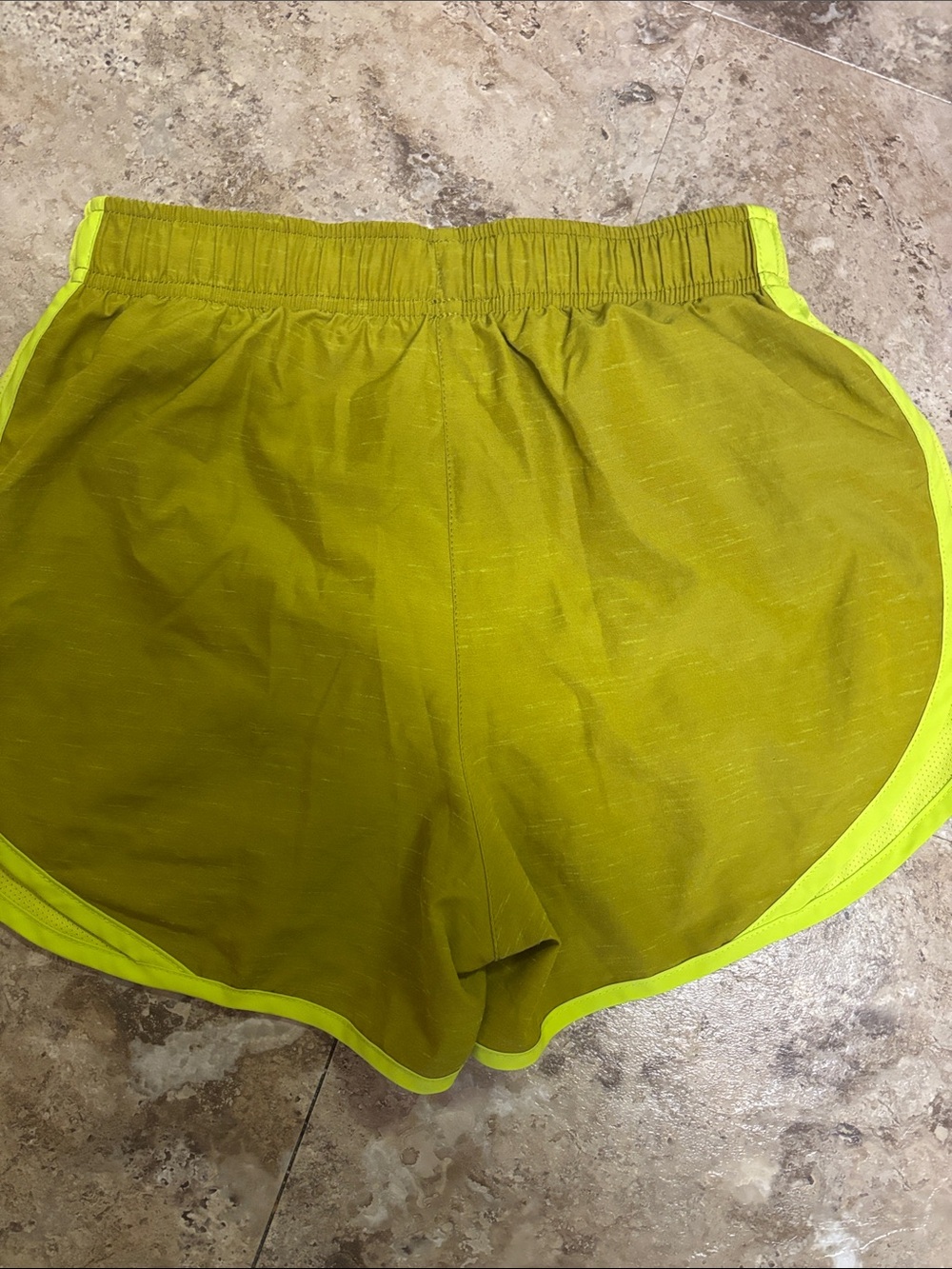 Nike - Women's Yellow-Green Athletic Running Shorts (size XS) - Picture 5 of 6